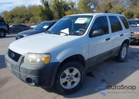 2005 Ford Escape Xlt z USA, uszkodzony, nr VIN 1FMYU931X5KB34165
